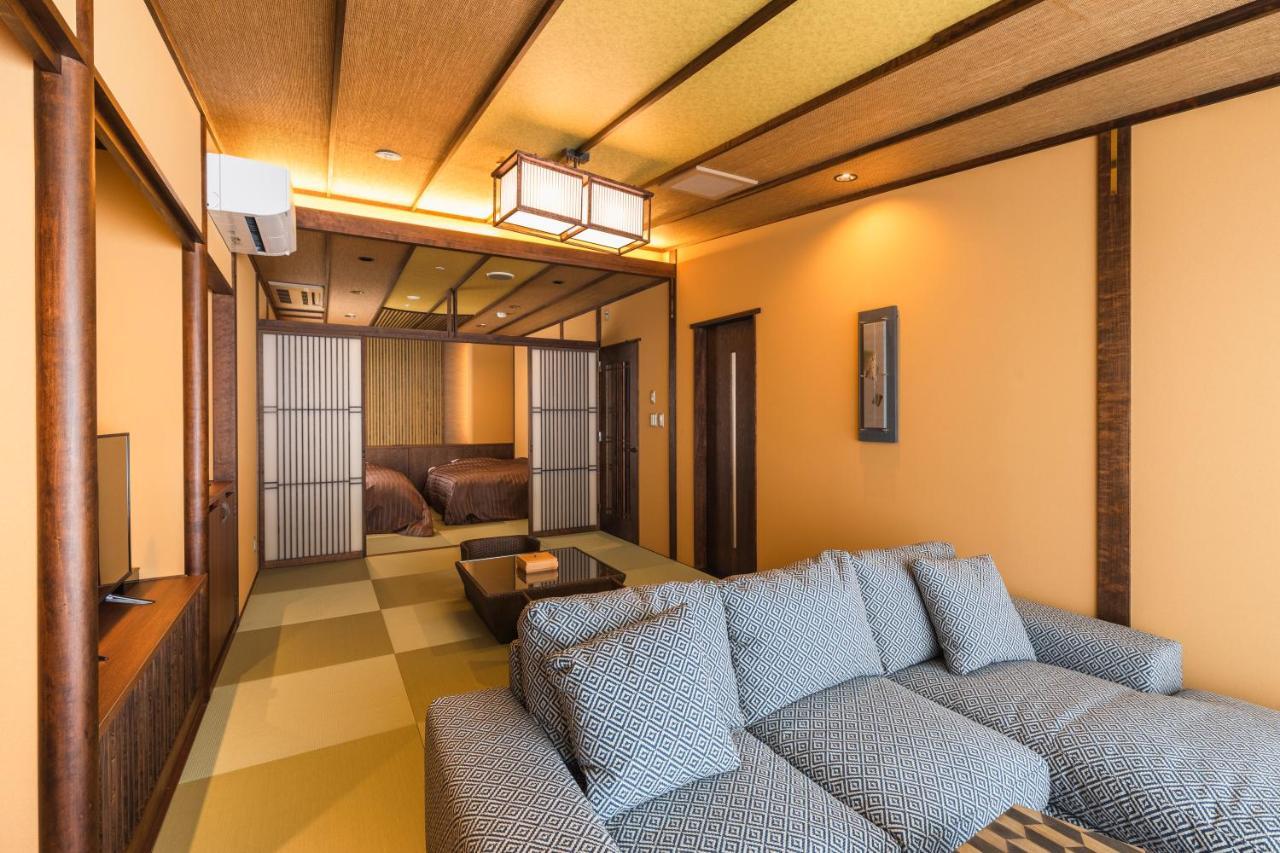 Tsuta Onsen Ryokan Товада Экстерьер фото