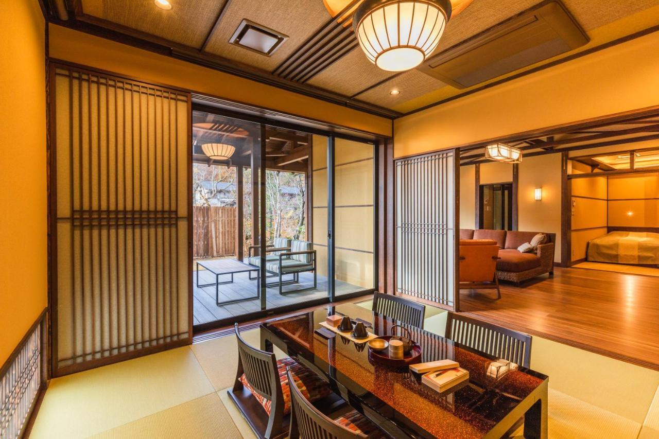 Tsuta Onsen Ryokan Товада Экстерьер фото