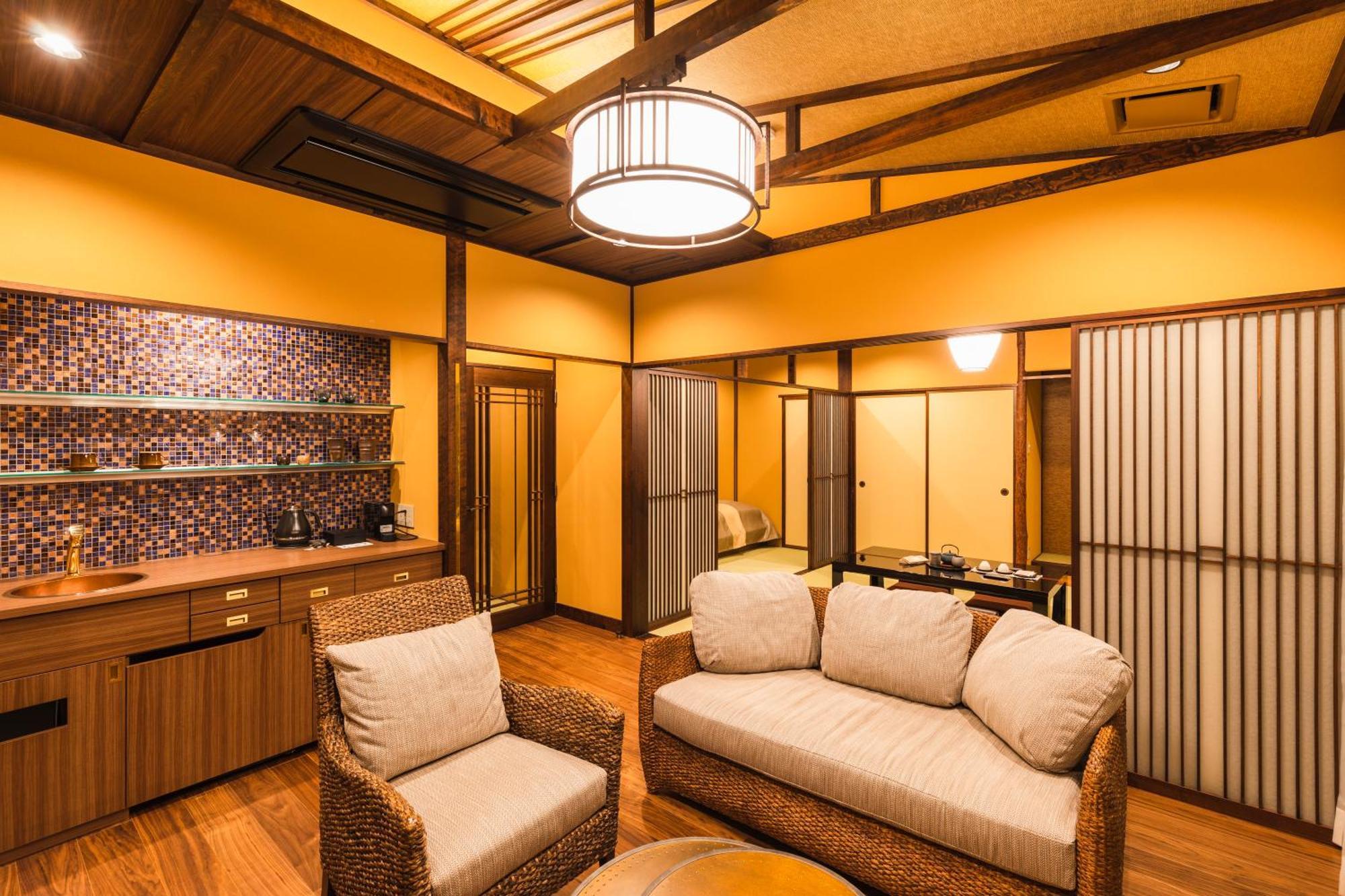 Tsuta Onsen Ryokan Товада Экстерьер фото